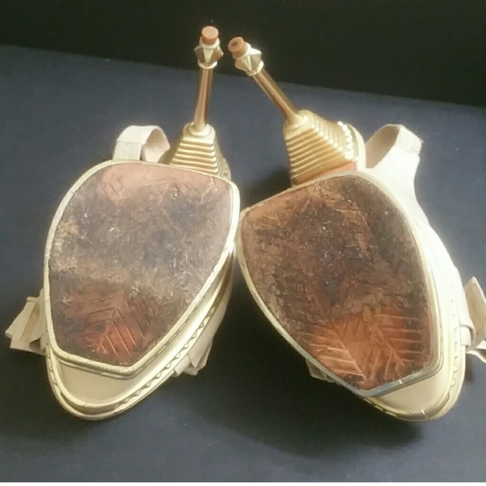 Bebe Genuine Leather Shoes with Gold Accents - Picture 5 of 8